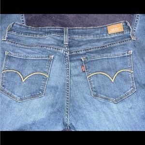 Brand New pair of Levi Legging blue size 30x30 jeans